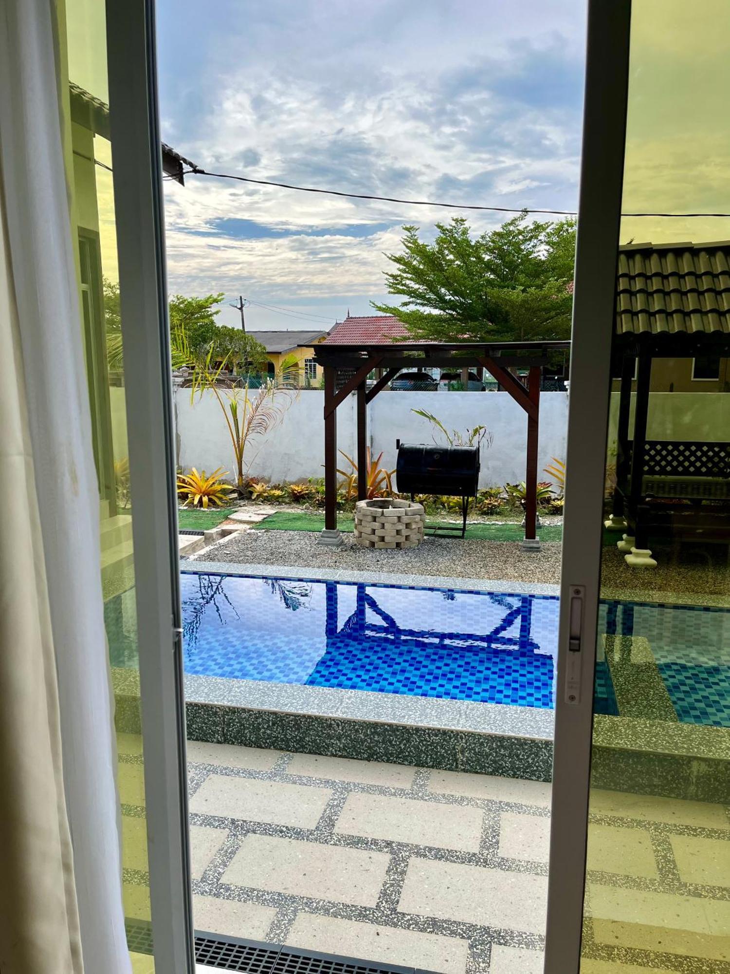 The Broms Villa Kuala Terengganu Dış mekan fotoğraf